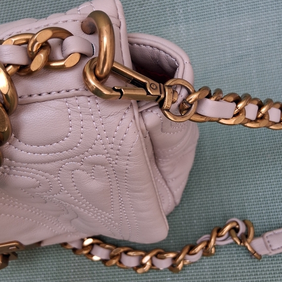 BETSEY JOHNSON Groovy Hearts Foldover Flap Quikt Chain Satchel Crossbody NWT - Picture 10 of 15